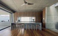 003-mcanally-residence-gavin-maddock-design-studio