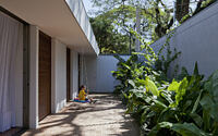 010-alto-de-pinheiros-house-amz-arquitetos