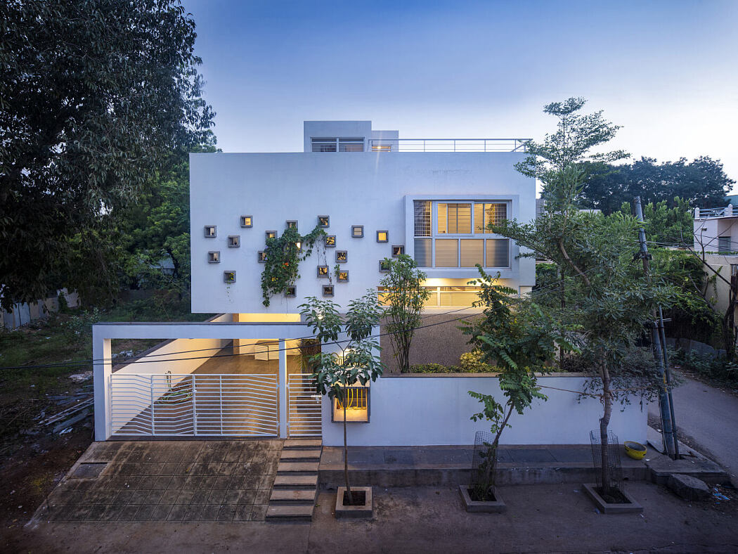 Bellary House by Gaurav Roy Choudhury Architects - 1
