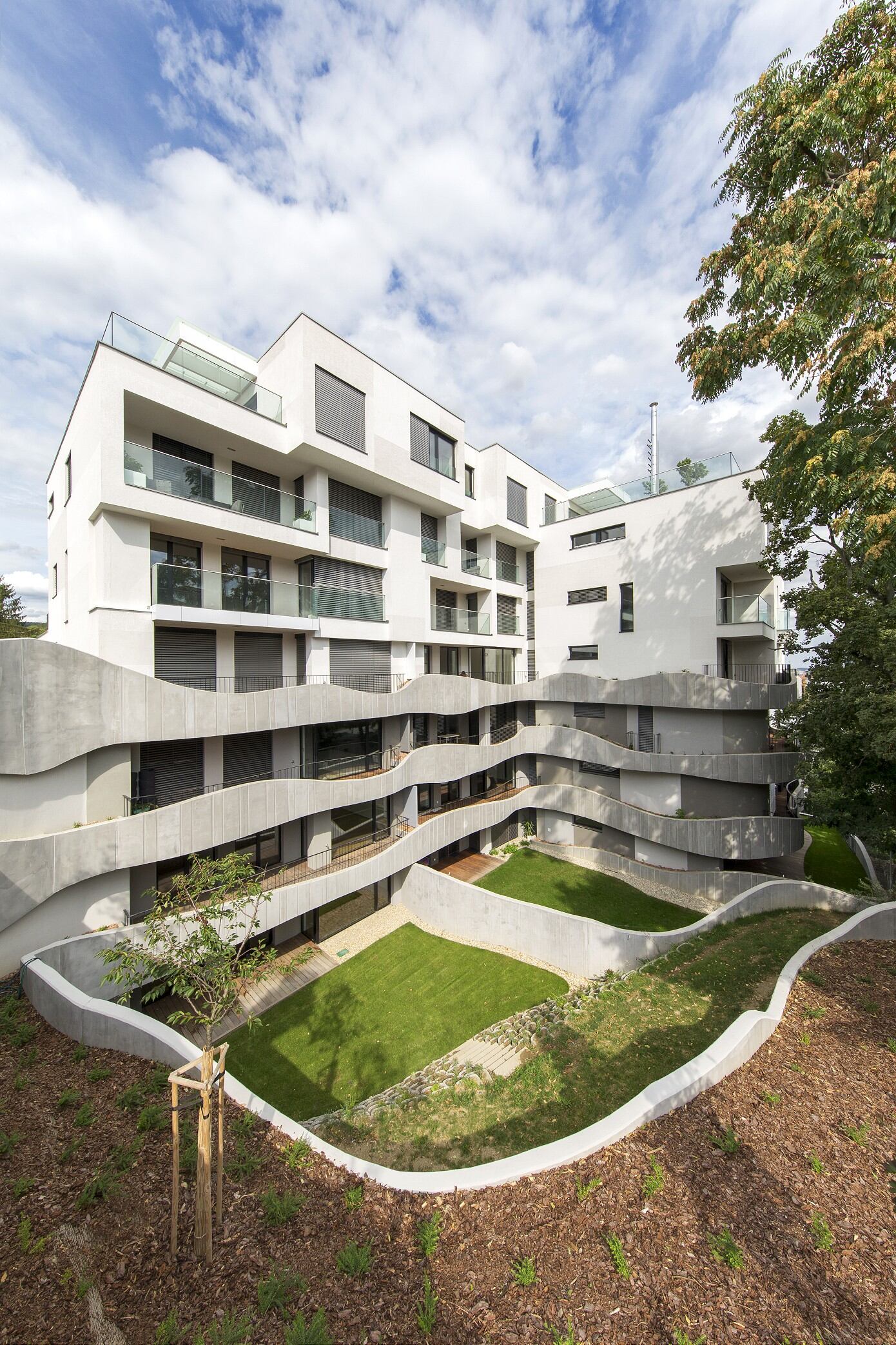 Sokolská Residence by Architekti Šebo Lichý