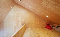 012-milk-carton-house-tenhachi-architedt-interior-design