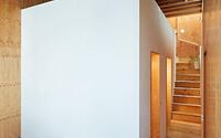 015-milk-carton-house-tenhachi-architedt-interior-design