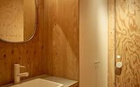 021-milk-carton-house-tenhachi-architedt-interior-design