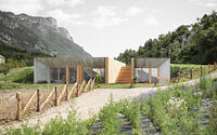 002-farmhouse-studio-raro