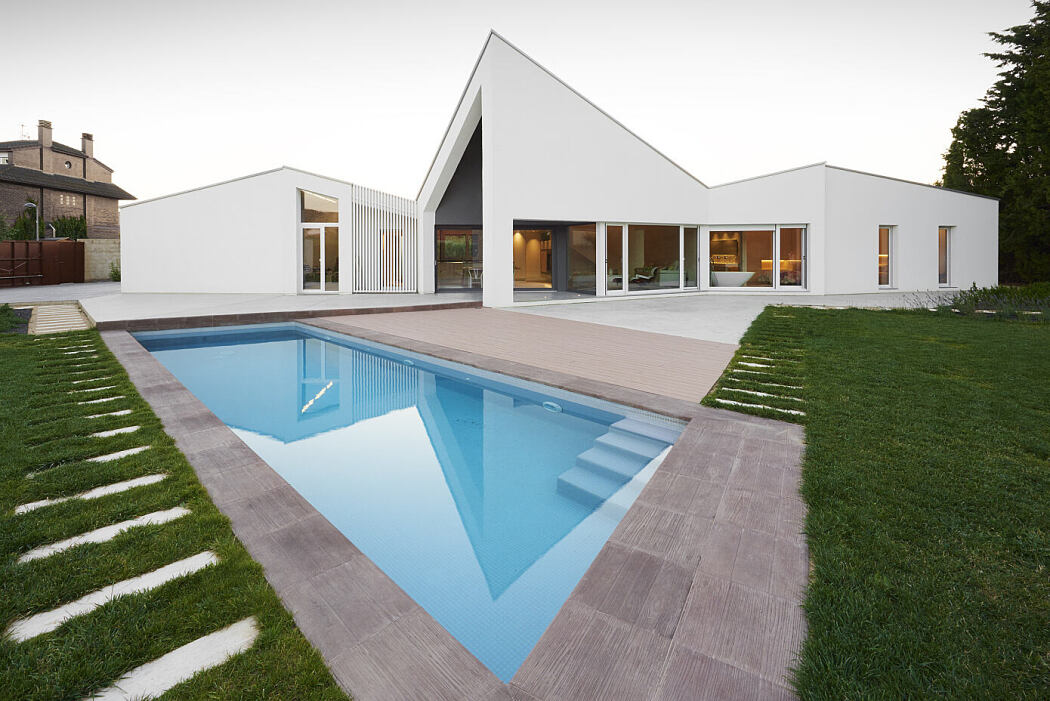 House Sisallete by Tangram Arquitectura + Diseño Zaragoza - 1