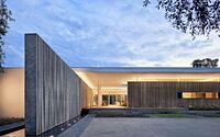 002-preston-hollow-residence-specht-architects