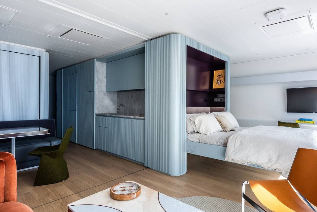 Apartment at Sea by Michael K Chen Architecture