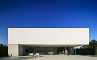 007-house-silence-fran-silvestre-arquitectos