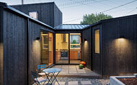 003-courtyard-dadu-robert-hutchison-architecture
