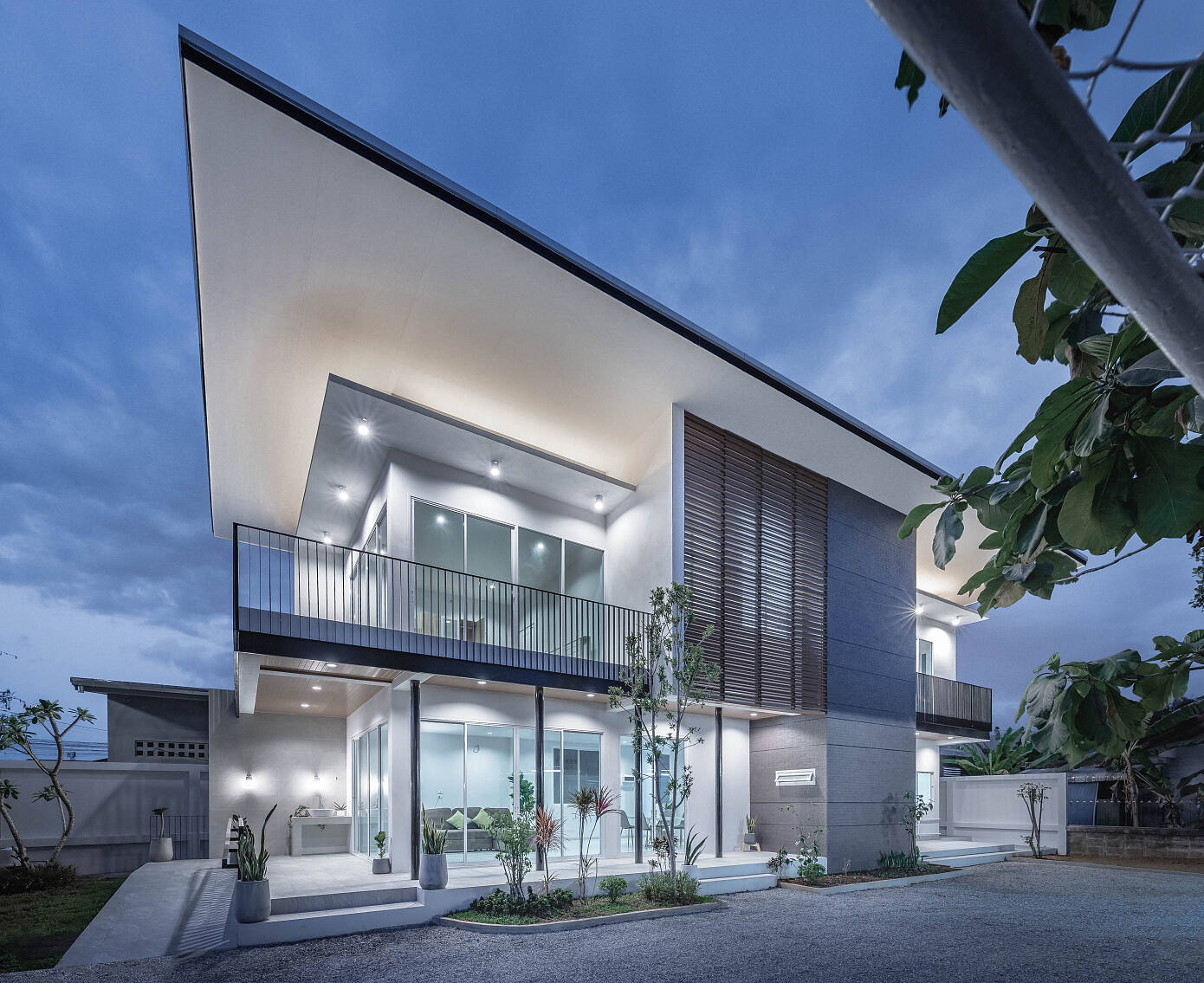 002sookhouseinstallbuilder HomeAdore