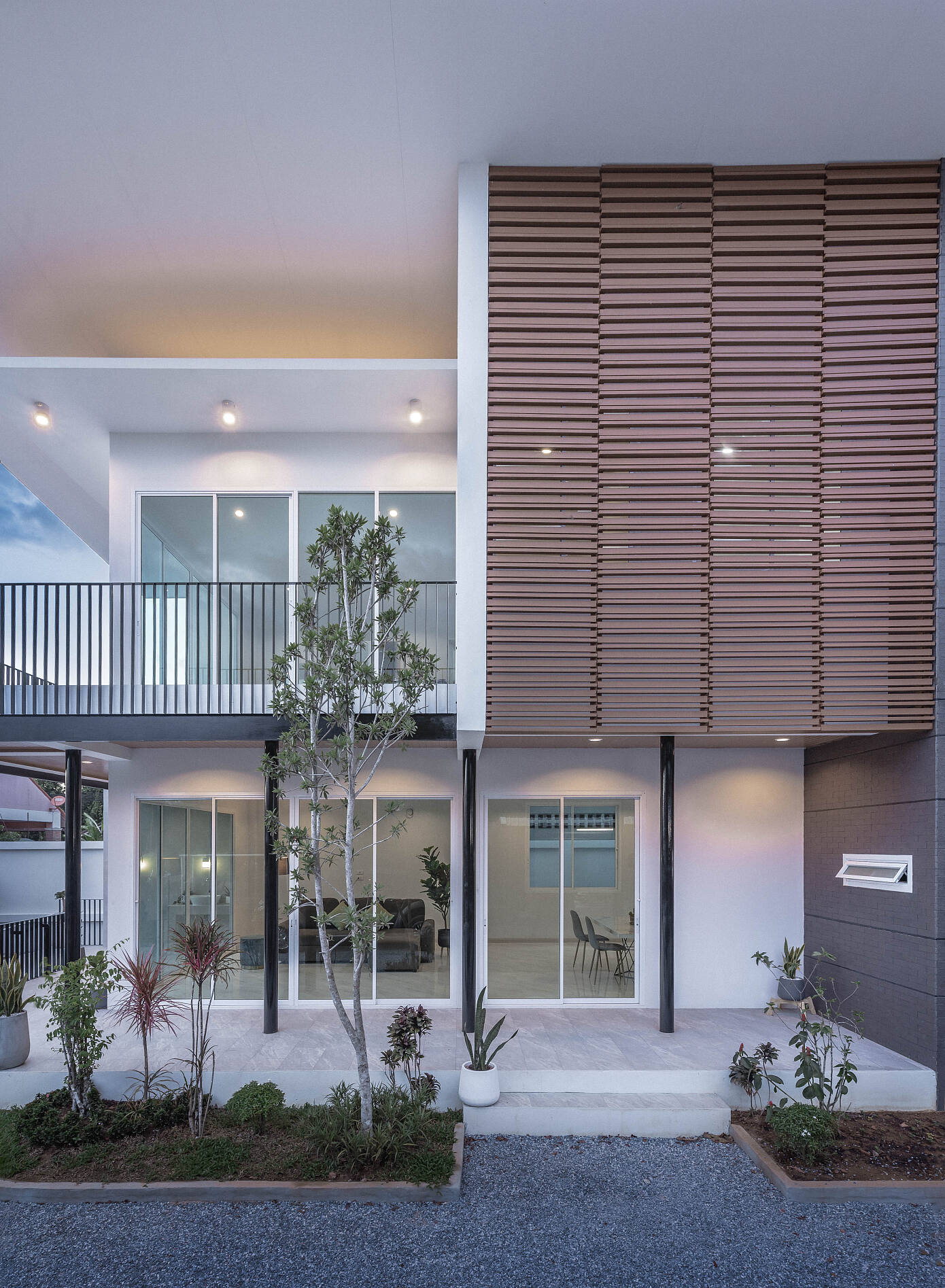 034sookhouseinstallbuilder HomeAdore