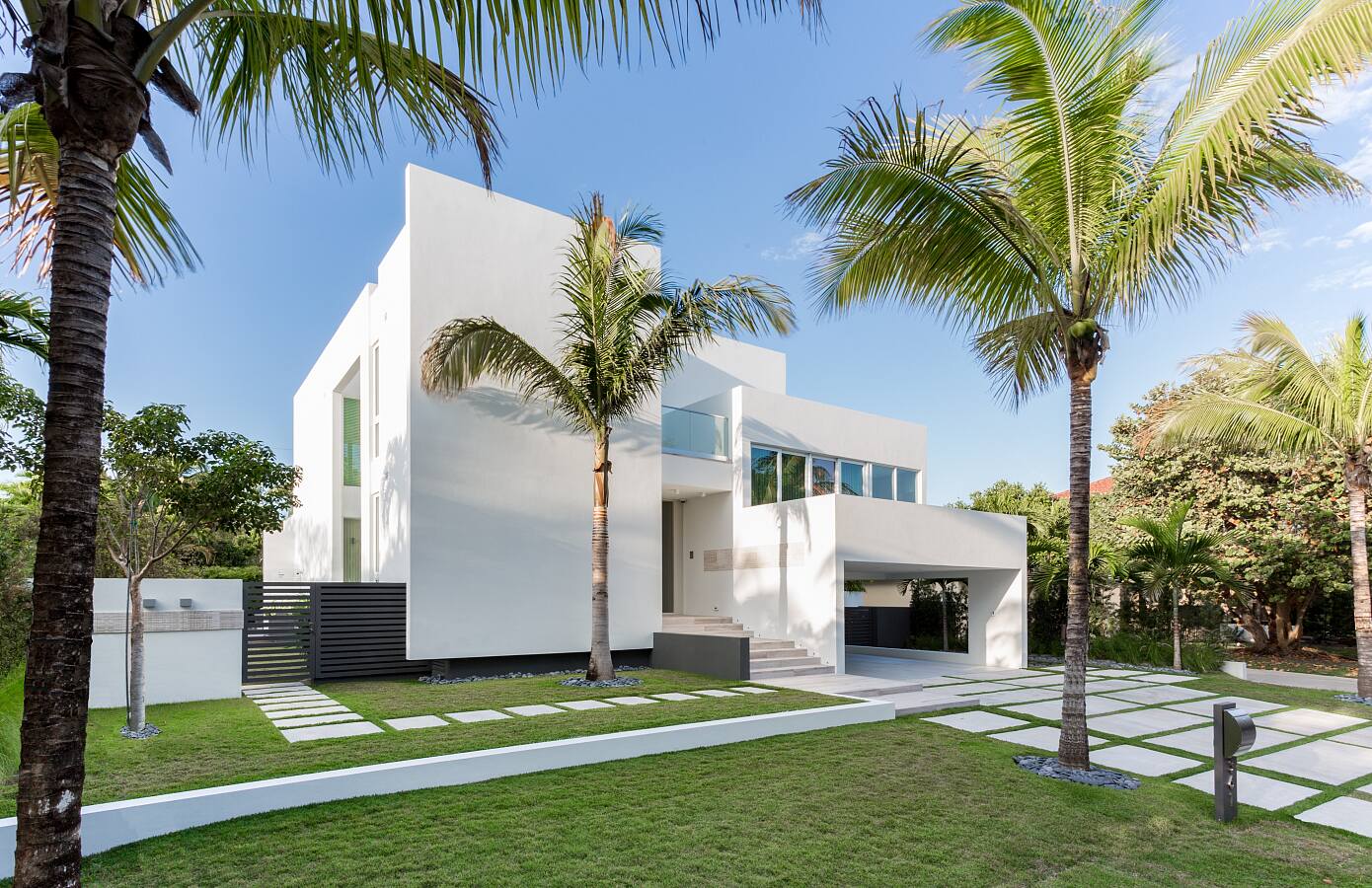 Villa RL by Federico Delrosso Architects