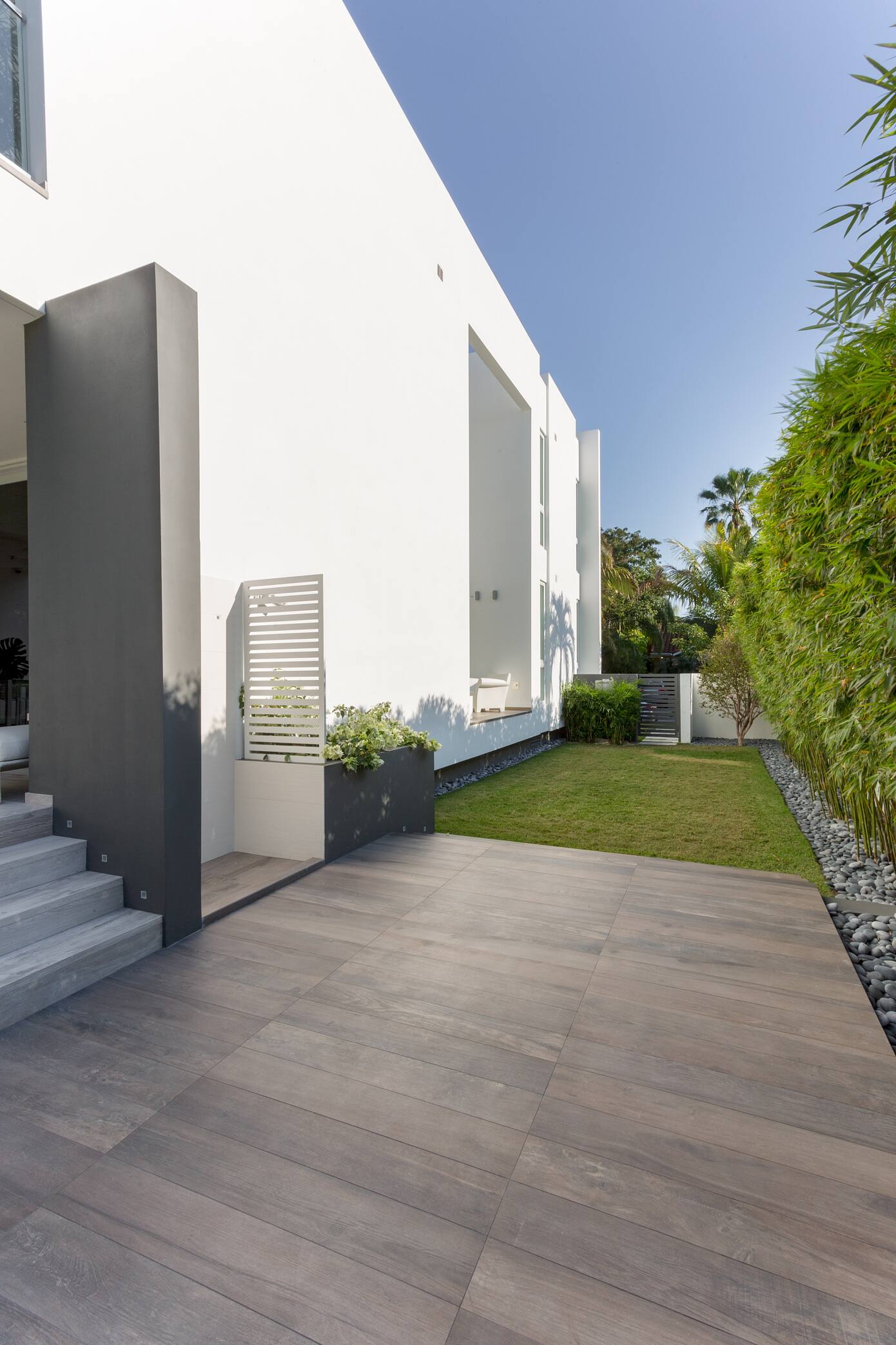 Villa RL by Federico Delrosso Architects