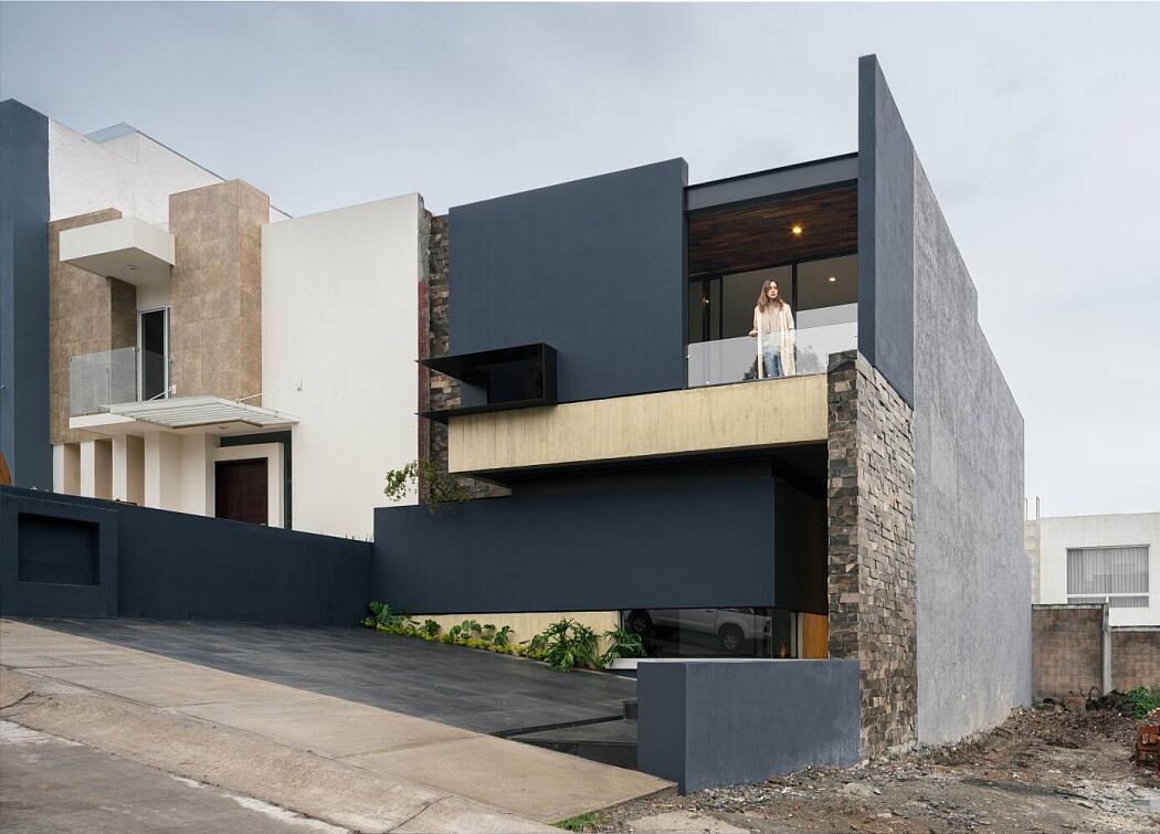 PF House by Infante Arquitectos - 1