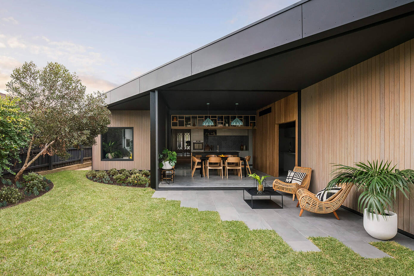 Bungalow 8 House by Splinter Society Architecture