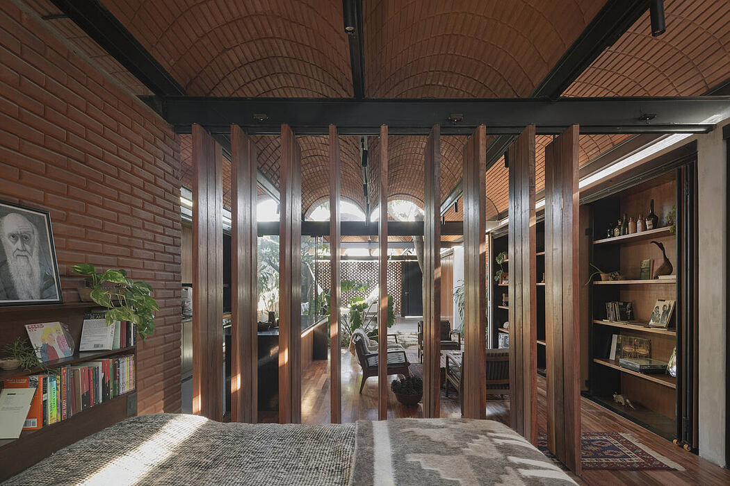 Intermediate House by Equipo de Arquitectura