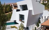 004-cantilever-house-uc21-architects