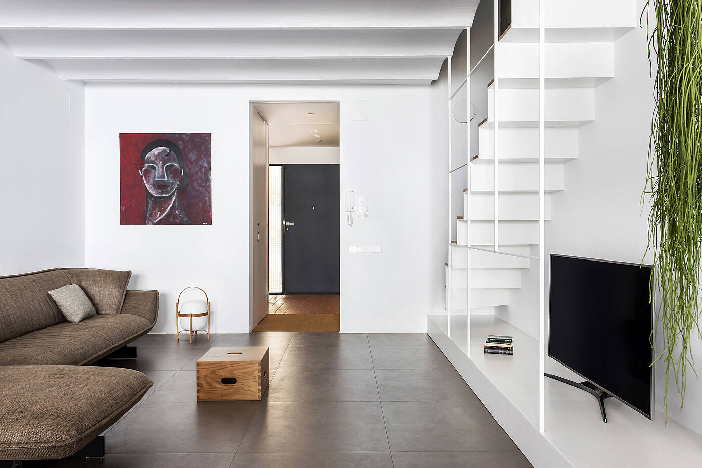 Contemporary Design Duplex by Estudio Vilablanch