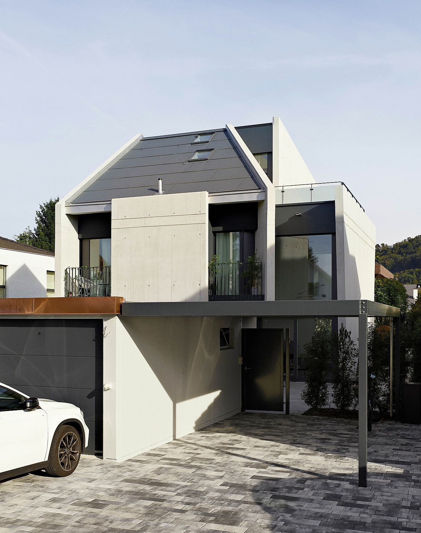 Swisshouse 36 by Davide Macullo Architects