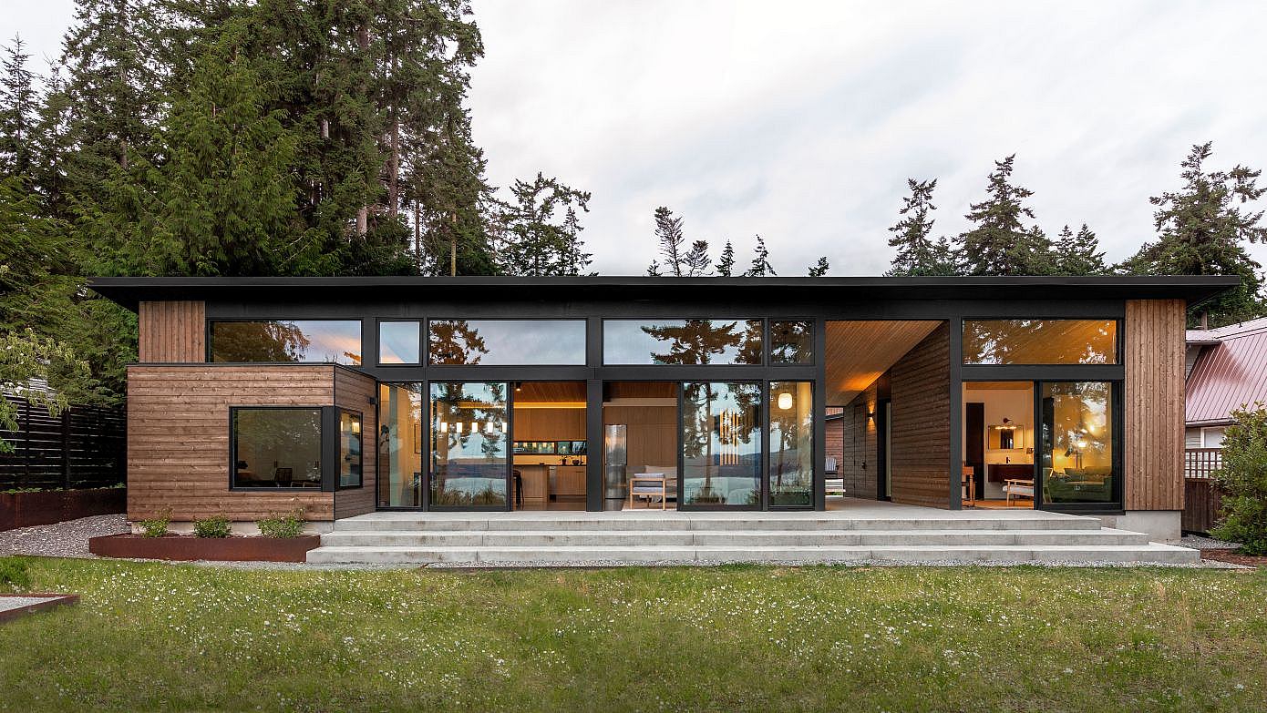Whidbey Dogtrot by SHED Architecture & Design