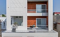 012-courtyard-house-manoj-patel