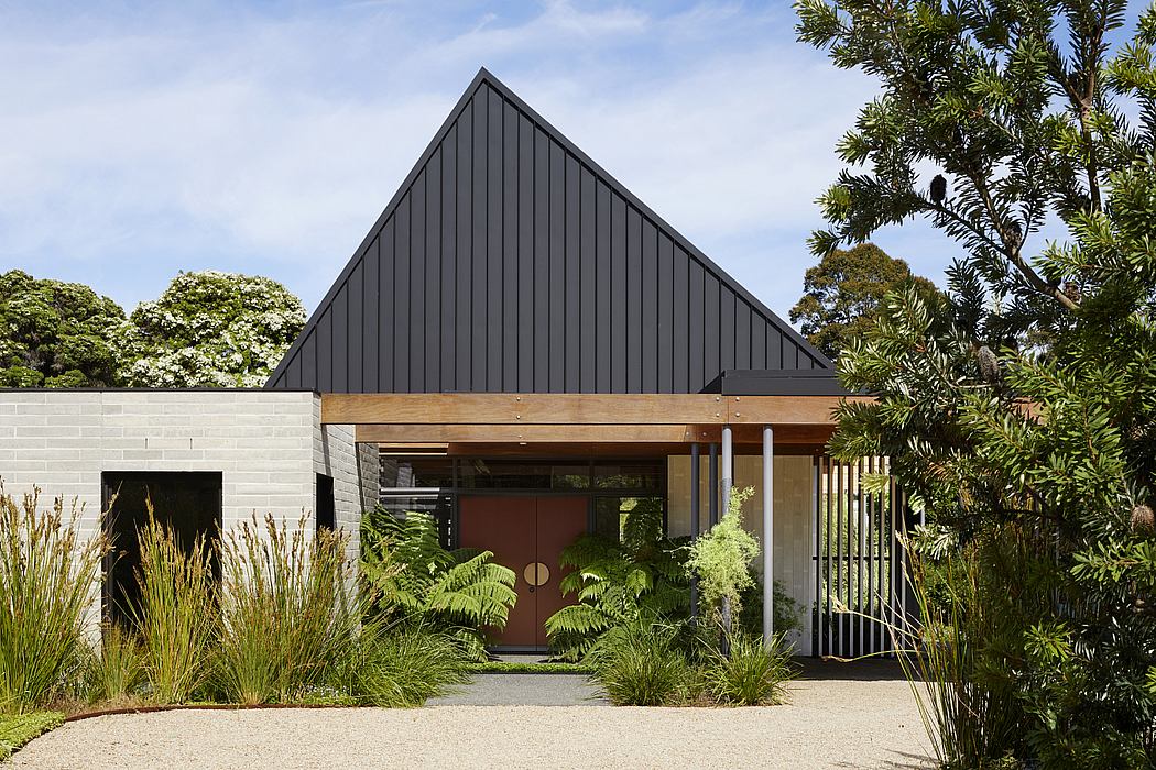 Mt Eliza House by Bent Architecture