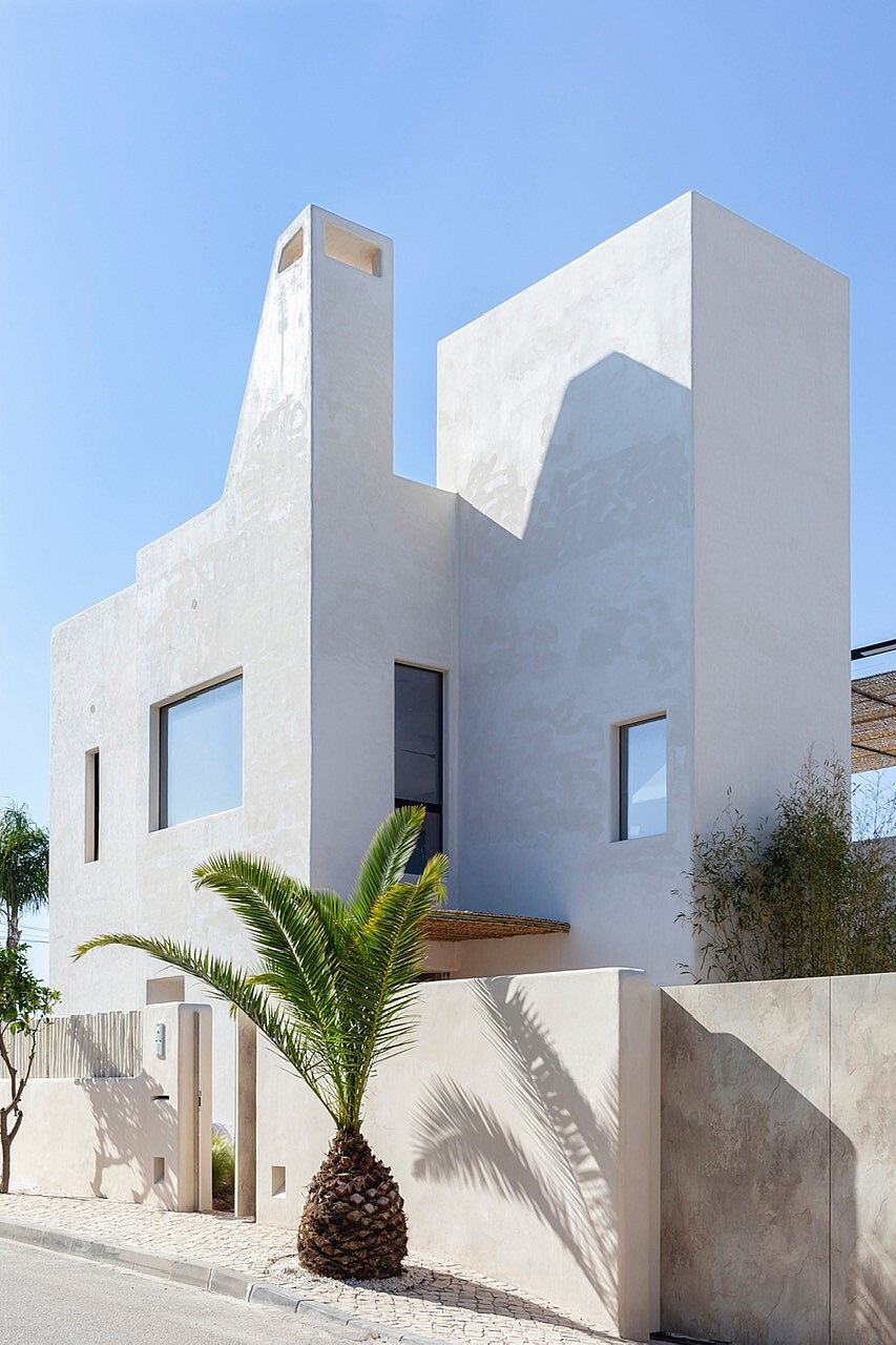 Villa Senses by Alejandro Gimenez Architects - 1