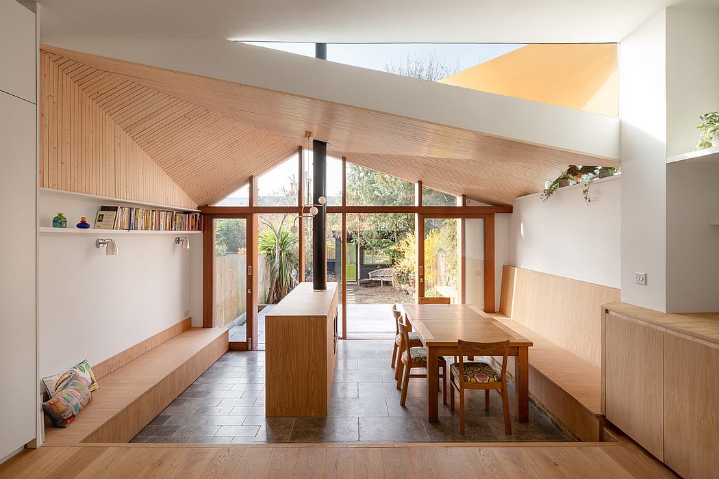 SE24: Whilst Sitting Under a Tree by Turner Architects - 1