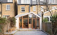 012-se24-sitting-tree-turner-architects