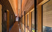 018-forest-retreat-kariouk-architects