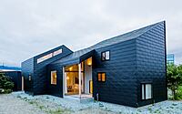 002-triangle-layer-house-maruta-architects
