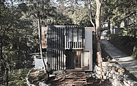 007-container-house-rama-architects