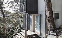 010-container-house-rama-architects