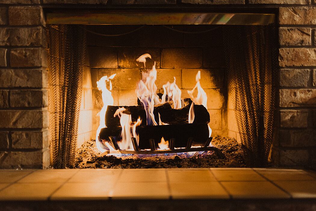 Advantages and Disadvantages of Installing a Fireplace at Home - 1