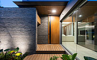 030-lomsak-residence-architectures-matter