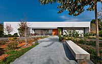 four-annex-family-home-by-itsik-niv-00019