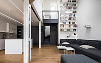 001-attic-apartment-black-box-komon-architekti