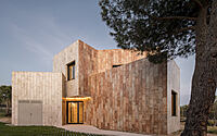 005-llo-house-ooiio-architecture