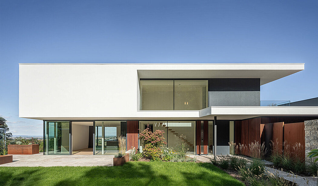 Villa in Gerlingen by Weber + Hummel Architekten