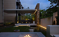 villa-near-dahao-lake-by-foshan-topway-design-005
