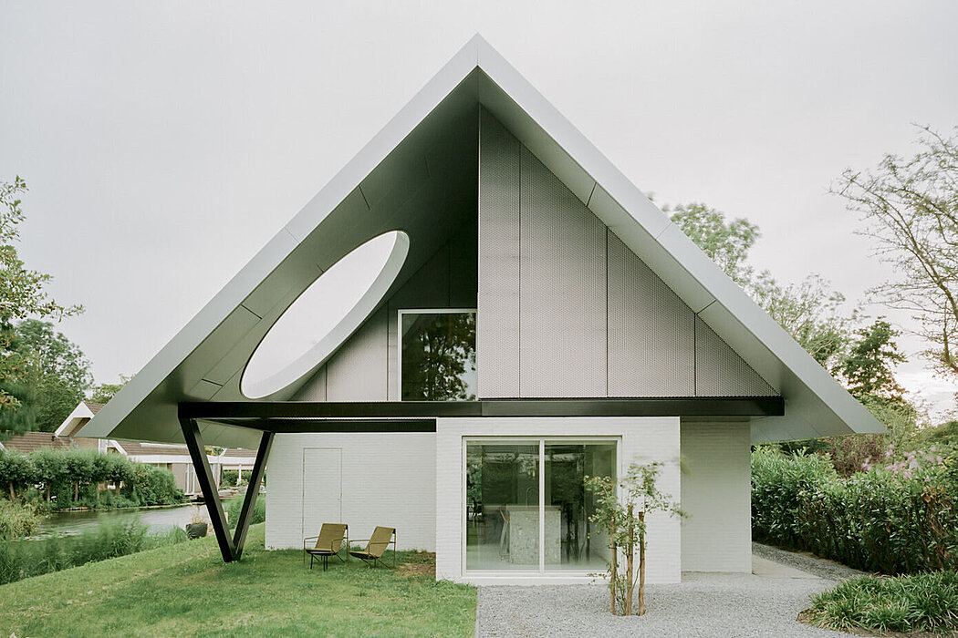 AB House by Space Encounters