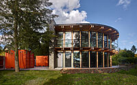 004-house-opens-sun-stempel-tesar-architekti