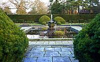 a-tailor-made-guide-to-choosing-the-perfect-water-feature-for-your-yard-005