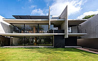 casa-patios-by-ricardo-yslas-gamez-arquitectos-012