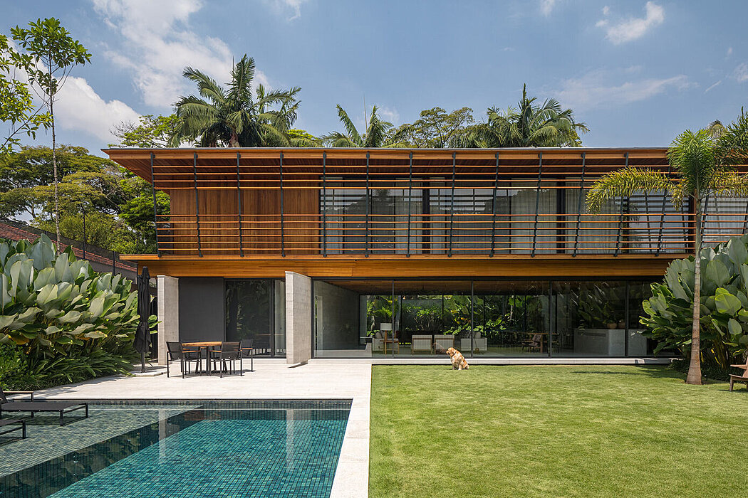 MAJ House: Integration with the Tropical Garden in São Paulo