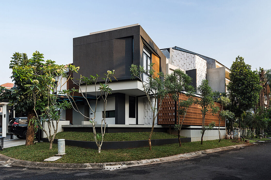 Twisted Detached House: A Monumental Dynamic Residence in Indonesia - 1