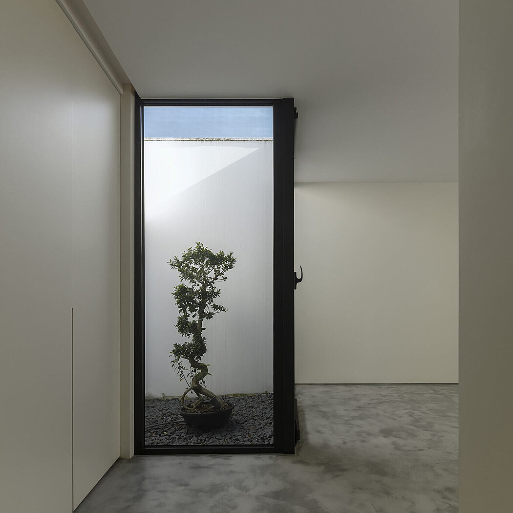 House on Rua Rocha Gonçalves: A Contemporary Home That Inspires Emotions
