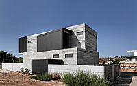 015-concrete-house-dan-hila-israelevitz