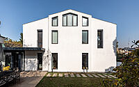 001-peker-house-studio-hcrbzkrt