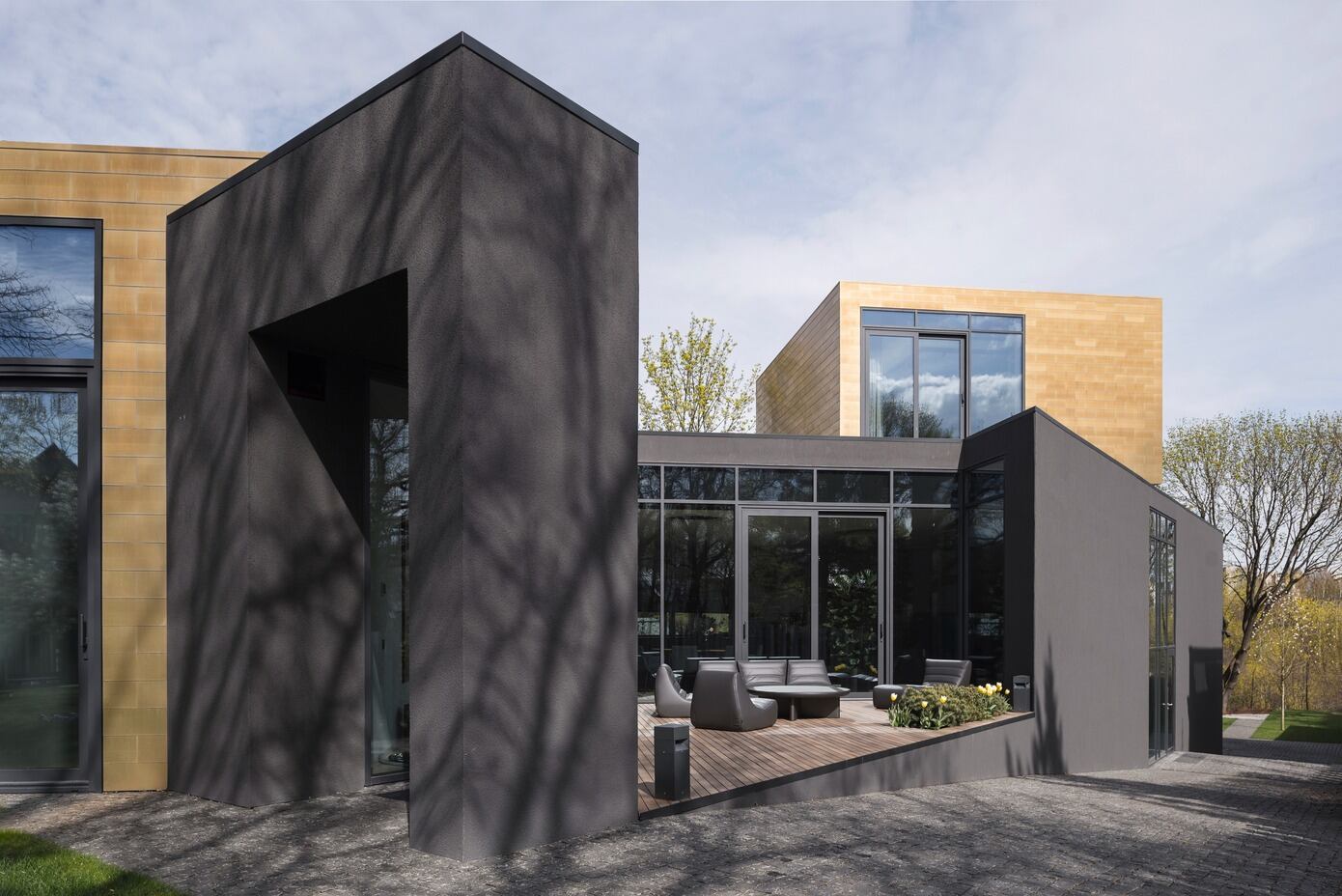 Residential House in Kaunas: A Modern Home in a Prestigious Location